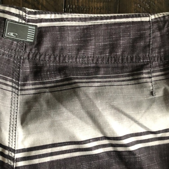 O’Neill Men’s Board Shorts Size 40 Swim Trunks Gray Black Stripes Pocket Beach - Picture 15 of 15